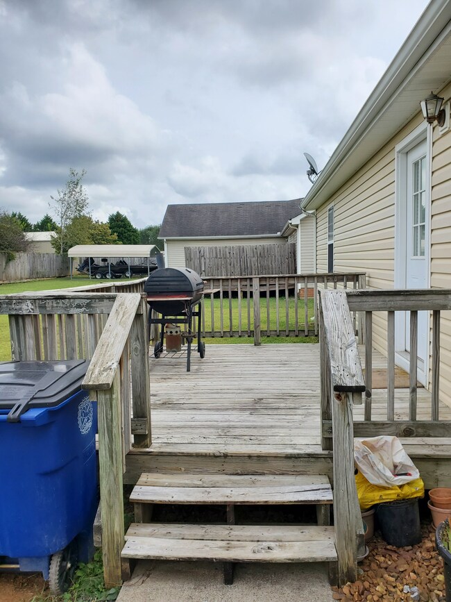 212 Warren Cir, Shelbyville, TN 37160 - photo 6