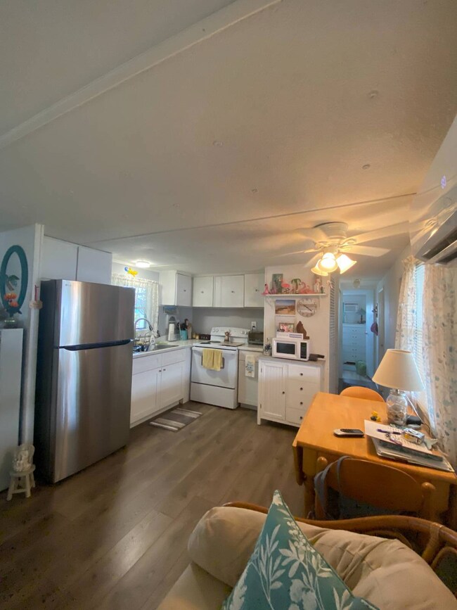 1608 Wheelhouse Cir unit 58, Ruskin, FL 33570 - photo 7