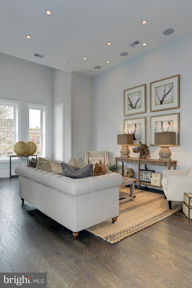 1516 Q St NW unit PENTHOUSE, Washington, DC 20009 - photo 6