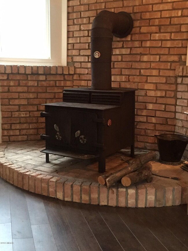 6592 S James Rd, Baldwin, MI 49304 - photo 2