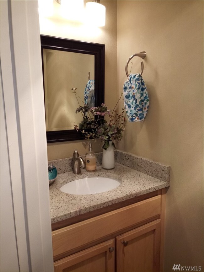 23317 Edmonds Way unit 4, Edmonds, WA 98026 - photo 7