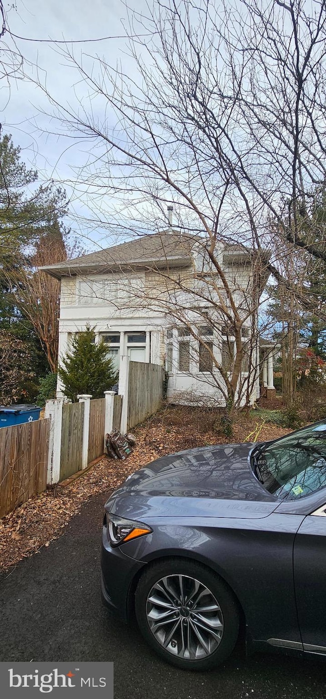 1650 Kirby Rd, McLean, VA 22101 - photo 5