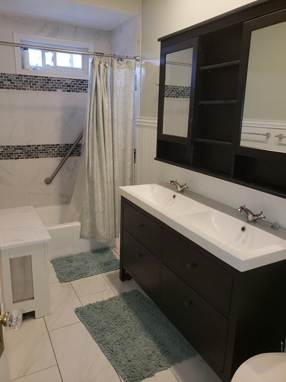 8 Hallet St unit 3, Boston, MA 02122 - photo 5