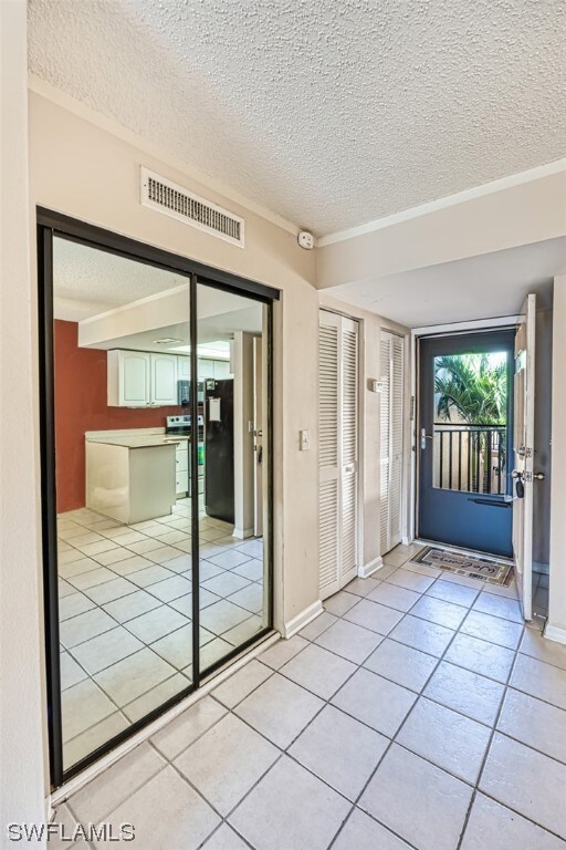 12501 Mcgregor Blvd unit 25, Fort Myers, FL 33919 - photo 7