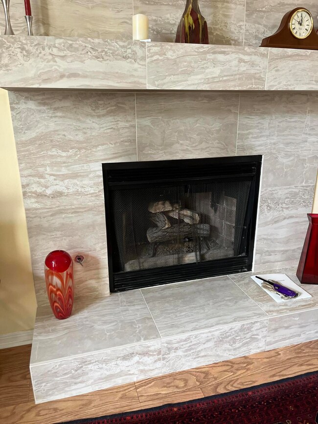 Porcelain tile w gas logs tile