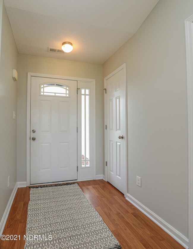 Deana- 318 Haywood-01