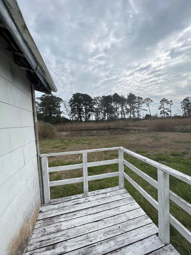 5424 Main St, Chincoteague Island, VA 23336 - photo 7