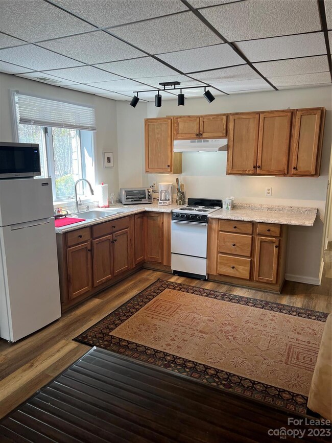 45 Pentland Hills Dr, Asheville, NC 28806 - photo 7