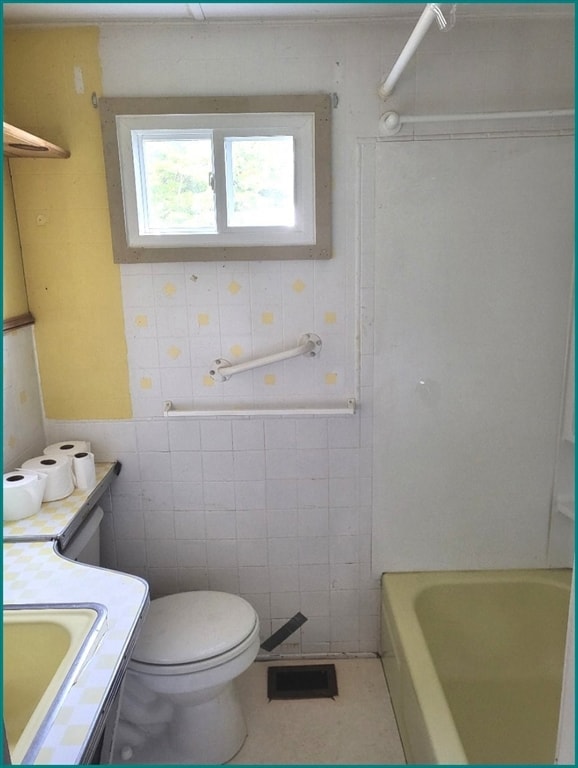 52 Sycamore Dr, Halifax, MA 02338 - photo 3