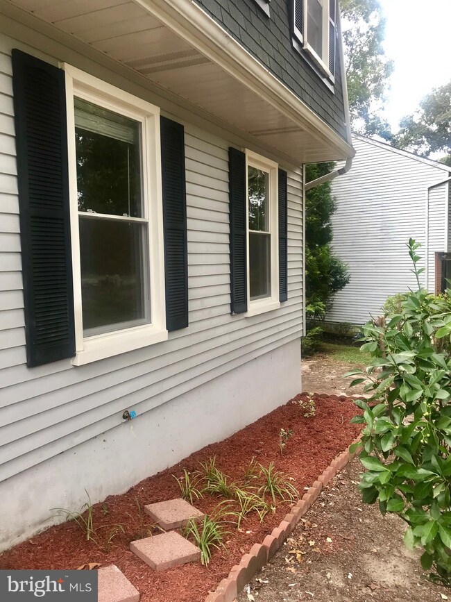 4194 Waterway Dr, Dumfries, VA 22025 - photo 5