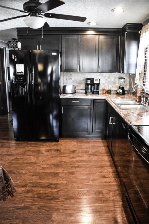 Fully efficient and stylish kitchen.