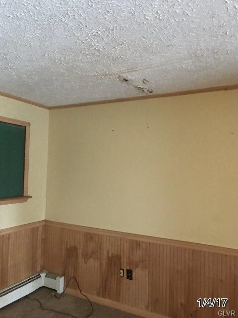 866 Mcnair St, Hazleton, PA 18202 - photo 6