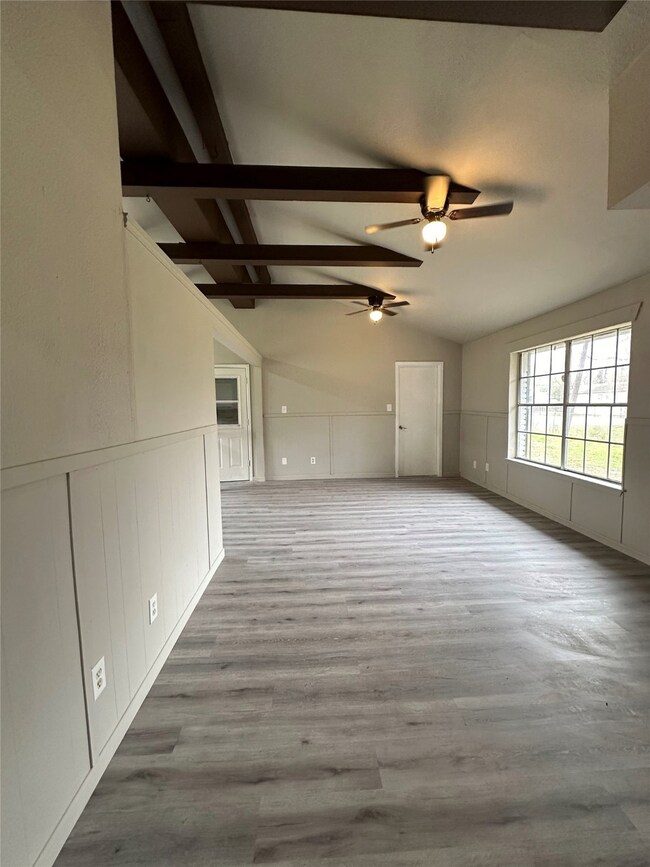 614 Cloverleaf St, Houston, TX 77015 - photo 6