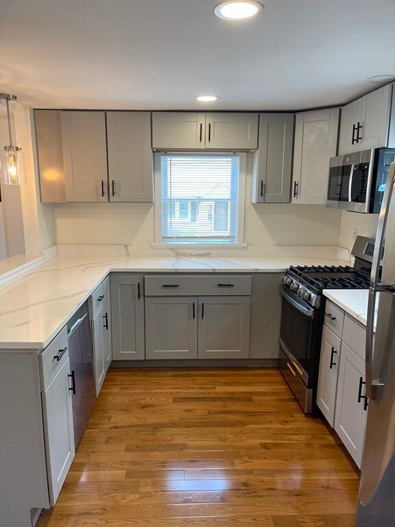 81 Menlo Ave, Lynn, MA 01905 - photo 3