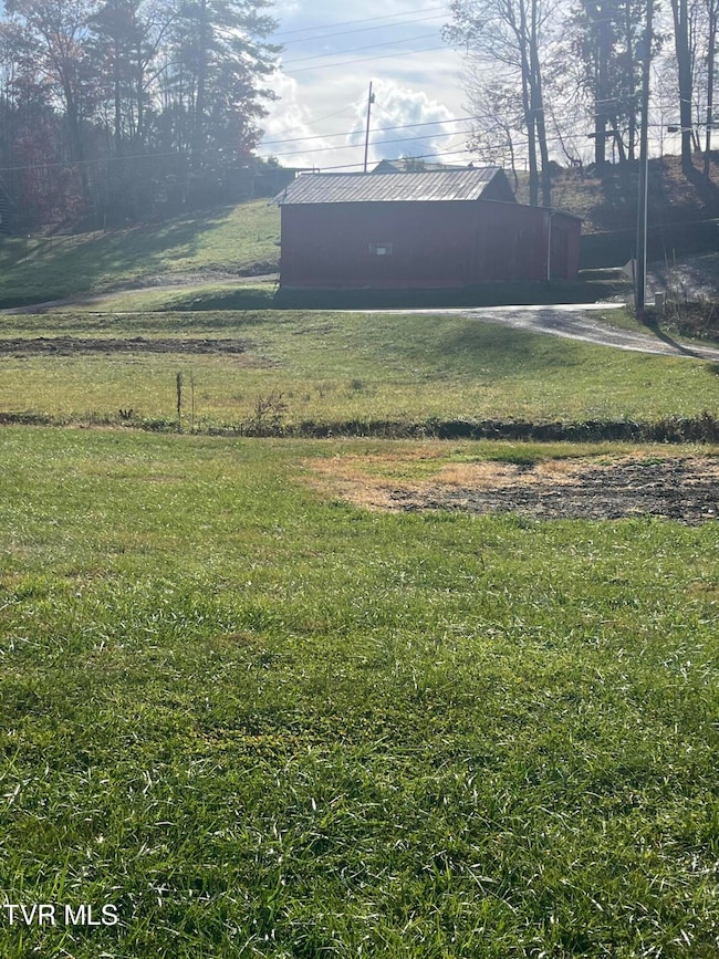 284 Parsons Eller Rd, Mountain City, TN 37683 - photo 5