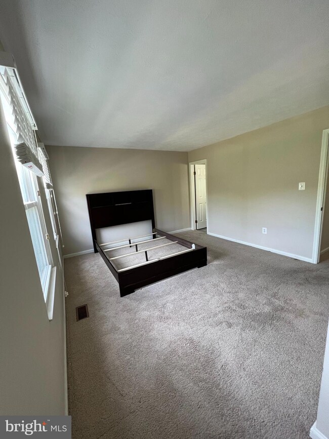 12422 Port Haven Dr, Germantown, MD 20874 - photo 6