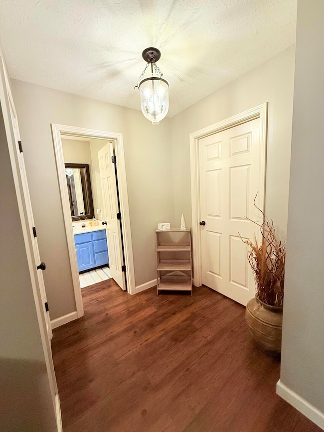 125 Mike Ave, Guntown, MS 38849 - photo 6