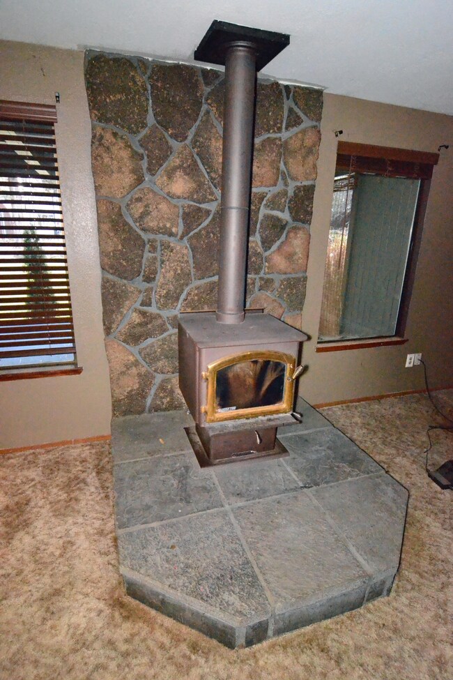 20569 Ambrosia Ln, Bend, OR 97702 - photo 6