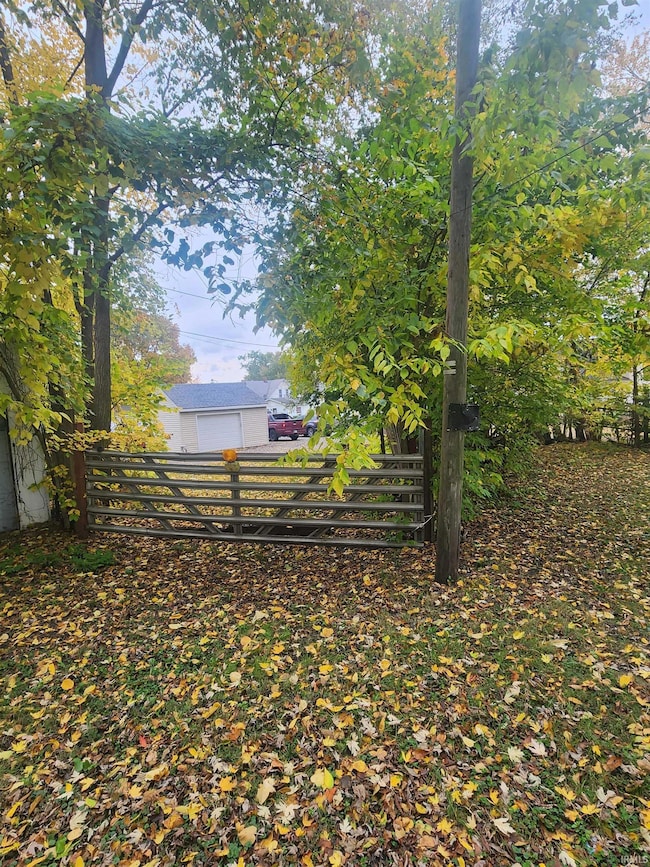 123 Lambert Ct, Elkhart, IN 46516 - photo 4