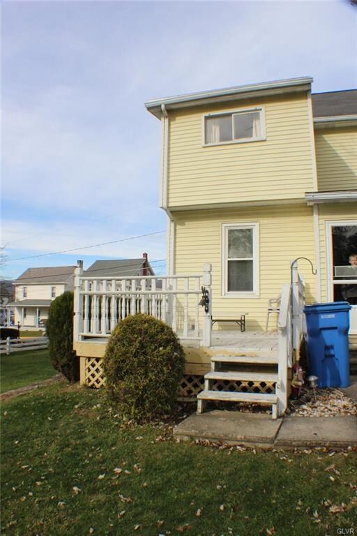 310 New St, Walnutport, PA 18088 - photo 3