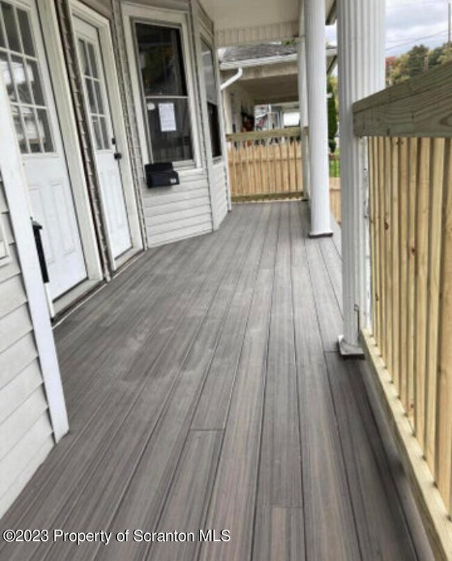 1028 Diamond Ave, Scranton, PA 18508 - photo 5