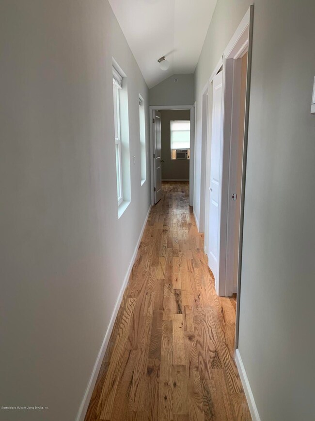 32 Seaview Ave unit 2, Staten Island, NY 10304 - photo 5