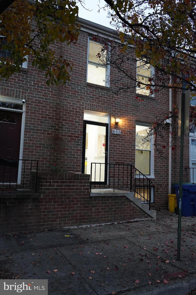 802 W Barre St, Baltimore, MD 21230 - photo 2
