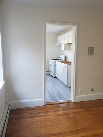 5 Victory Rd unit 4, Boston, MA 02122 - photo 3