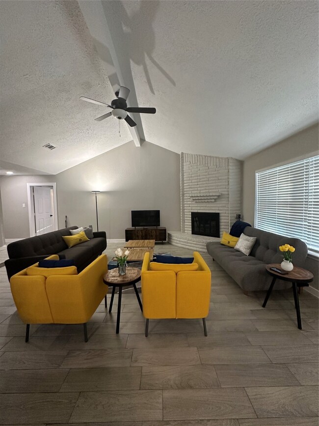 9803 Moa Ct, Conroe, TX 77385 - photo 2