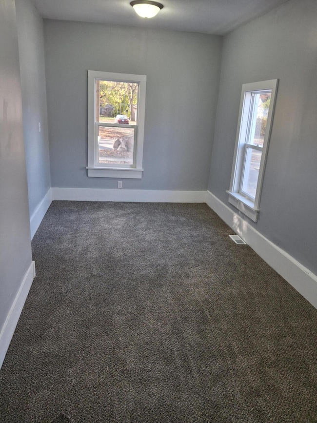 2320 Manz St, Muskegon, MI 49444 - photo 4