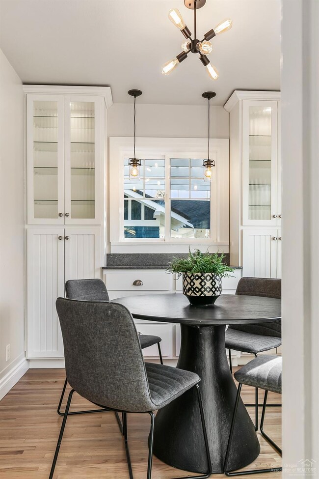 1454 NE 5th St, Bend, OR 97701 - photo 7