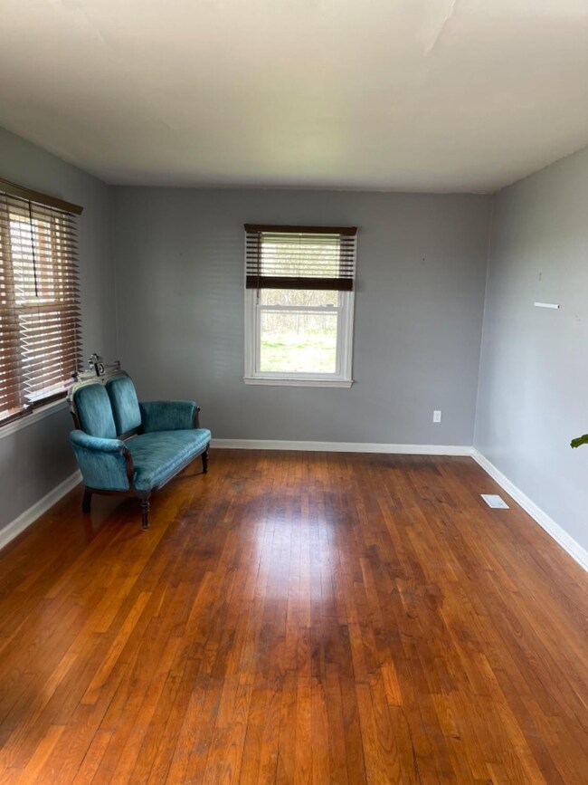 11853 Bohon Rd, Harrodsburg, KY 40330 - photo 3