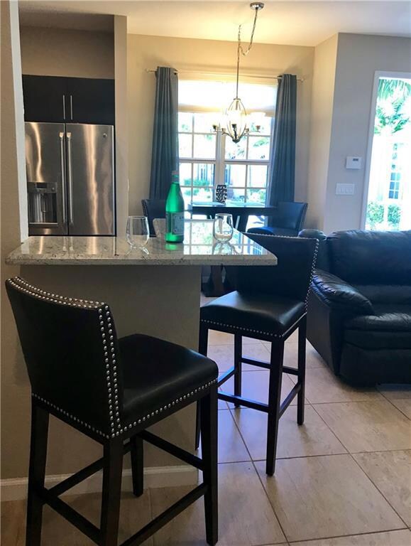 Great place to sit at the bar for casual dining. A