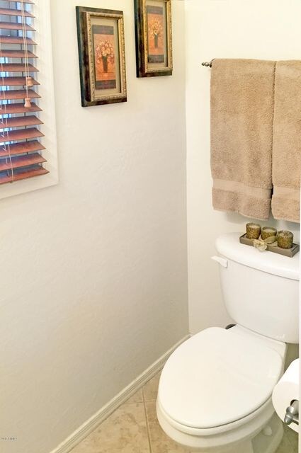07_Half Bath