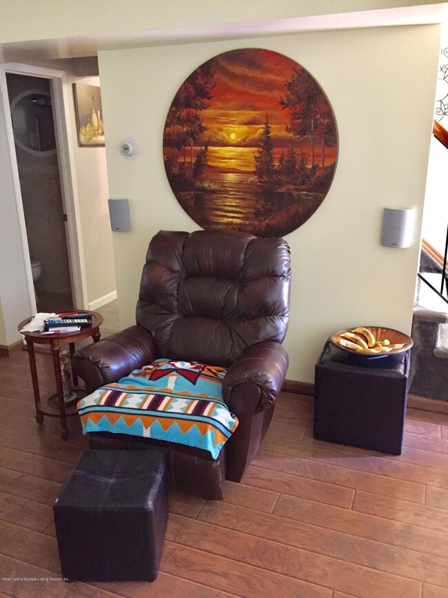 6 Revere Ln unit B, Staten Island, NY 10306 - photo 6