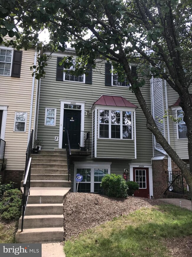 16266 Taconic Cir unit 106D, Dumfries, VA 22025 - photo 6