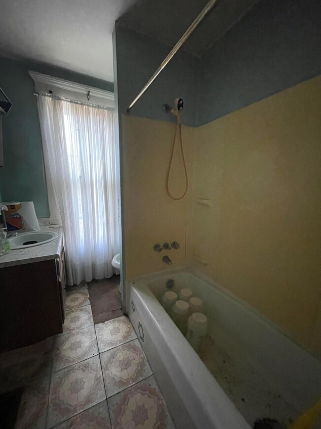 Full Bath