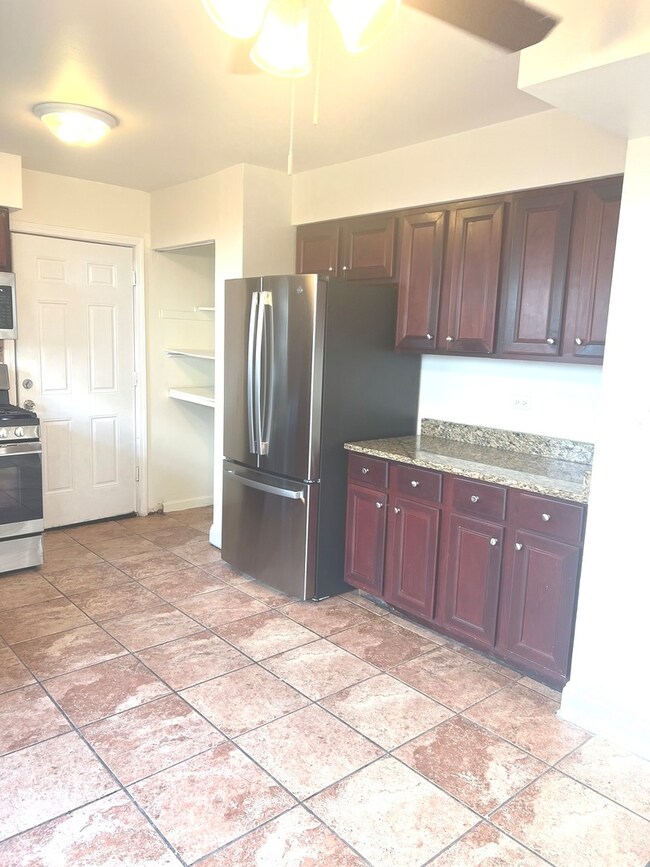 17631 Springfield Ave, Country Club Hills, IL 60478 - photo 5