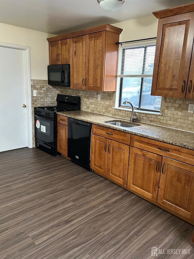 3 Westgate Dr, Edison, NJ 08820 - photo 6