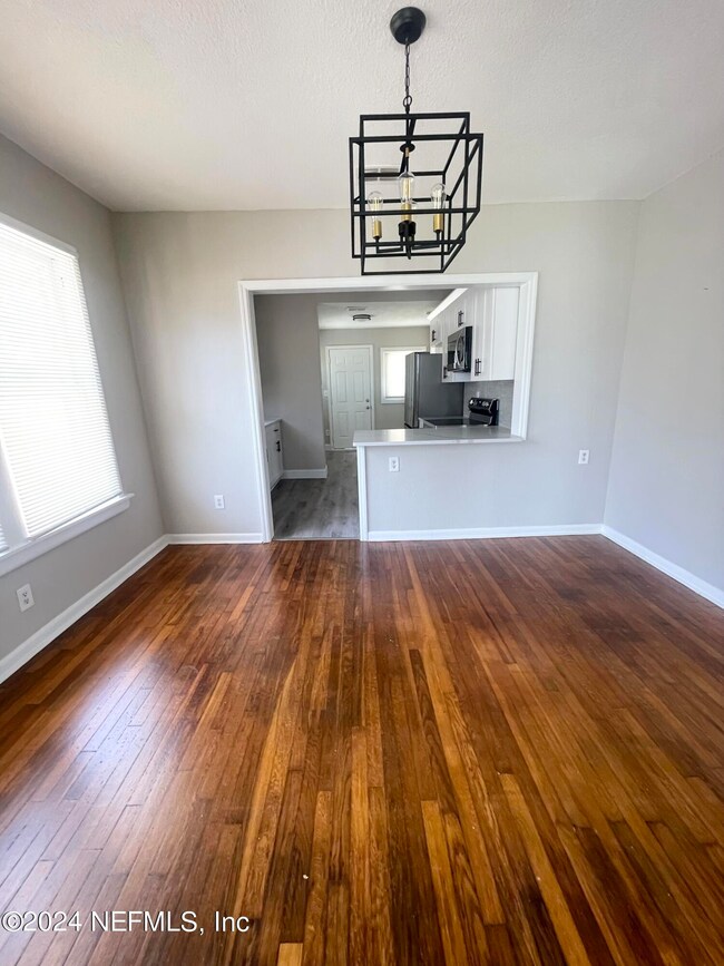 4633 Kingsbury St, Jacksonville, FL 32205 - photo 5