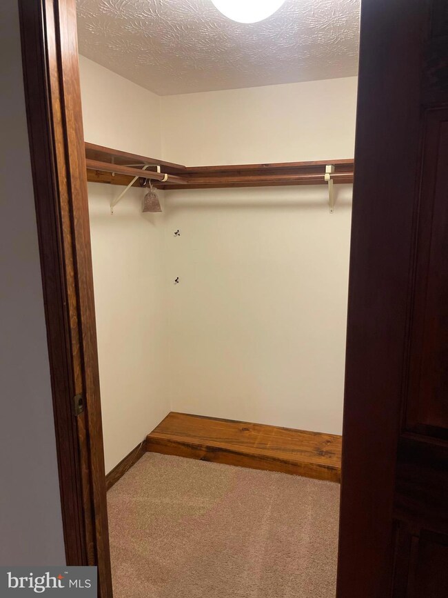 23314 Walnut Hollow Ct, California, MD 20619 - photo 5