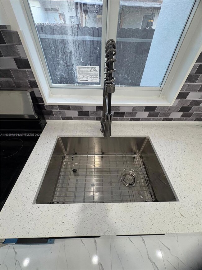 10020 SW 171st St, Miami, FL 33157 - photo 6