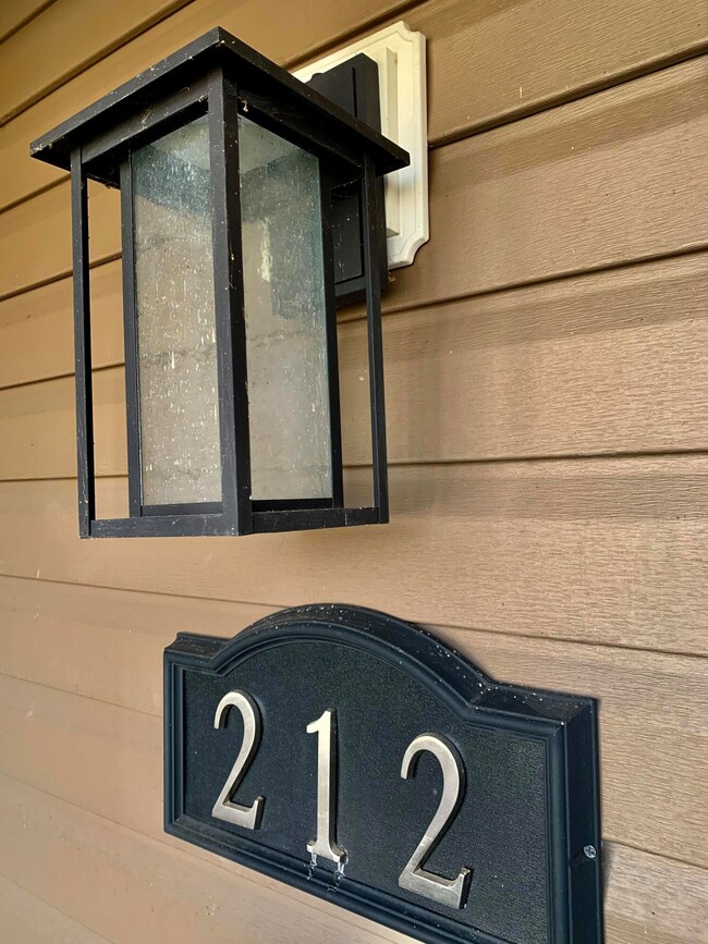 212 Bridgeside Dr, Nicholasville, KY 40356 - photo 5