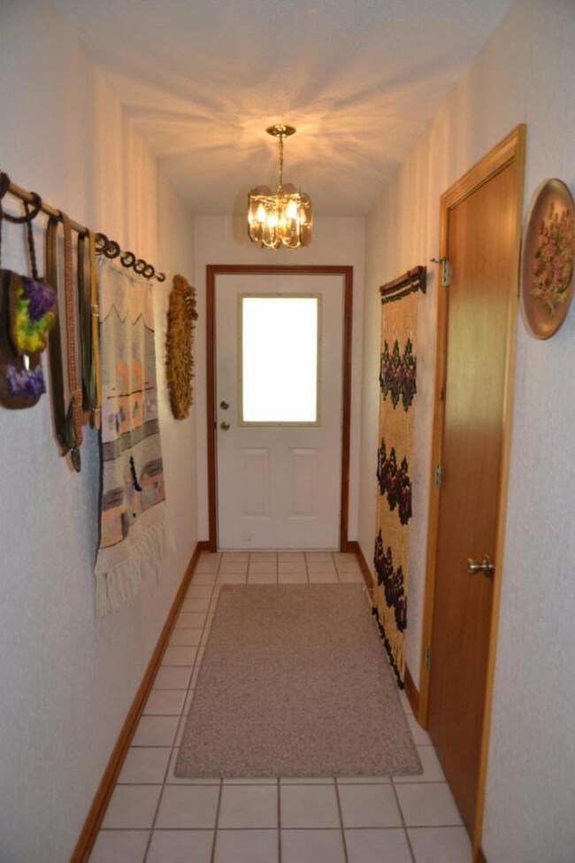 102 Oakcrest Dr, Crestview, FL 32539 - photo 6