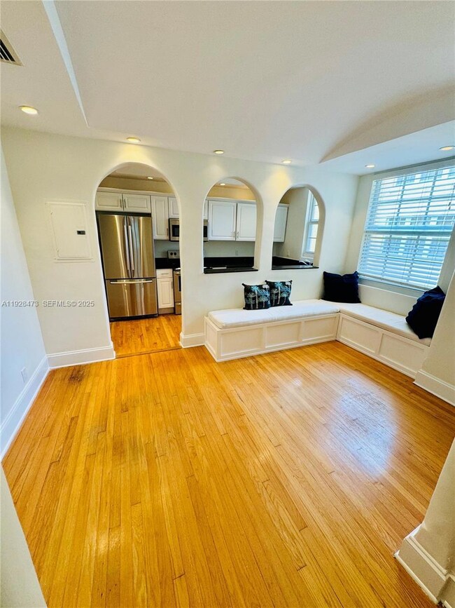 3224 Biscayne Blvd unit F-2, Miami, FL 33137 - photo 6