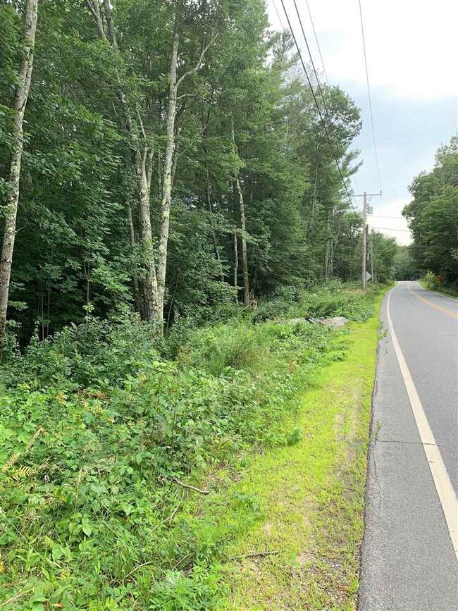 13-1 Strafford Rd, Barrington, NH 03825 - photo 2