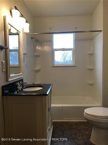1032-2 Bath