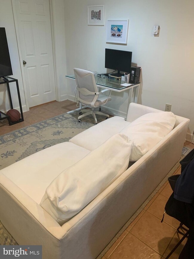 4206 Washington Blvd unit 3, Arlington, VA 22201 - photo 6