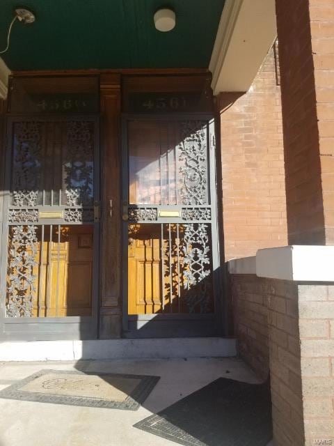 4561 Clarence Ave, Saint Louis, MO 63115 - photo 2