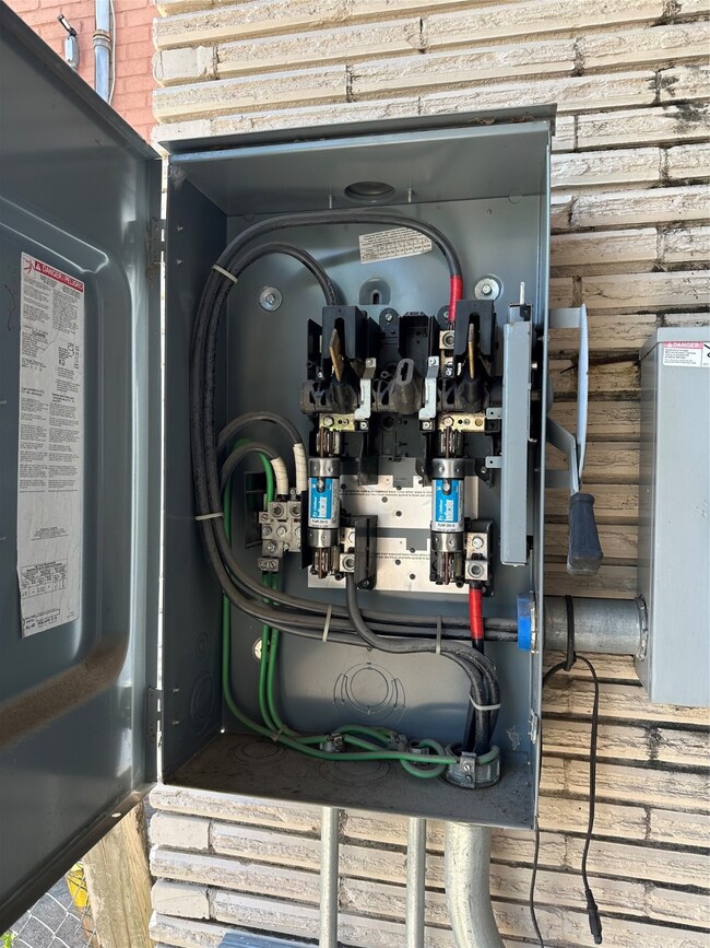 2837 Laura Koppe Rd, Houston, TX 77093 - photo 4